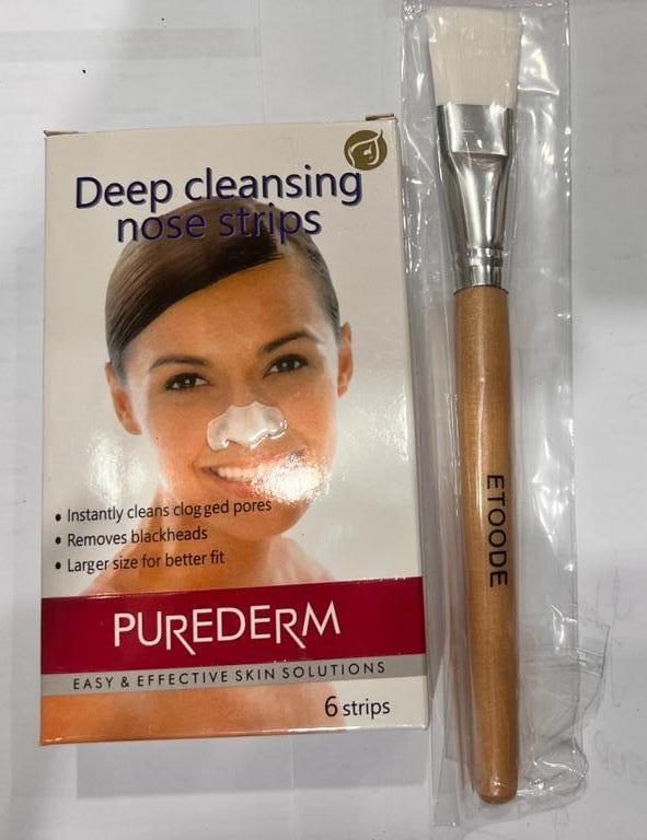 Pore-Cleansing Nose Strip & Facial Applicator Brush
