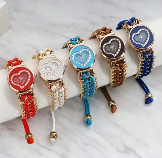 Elegant Heart-Shaped Quartz Watch for Women - Premium Chain Strap Design