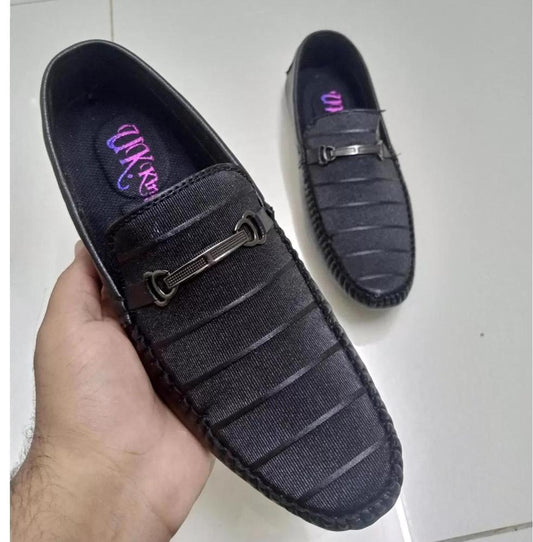 Classic Textured Black Loafers for Men | Casual & Semi-Formal Wear